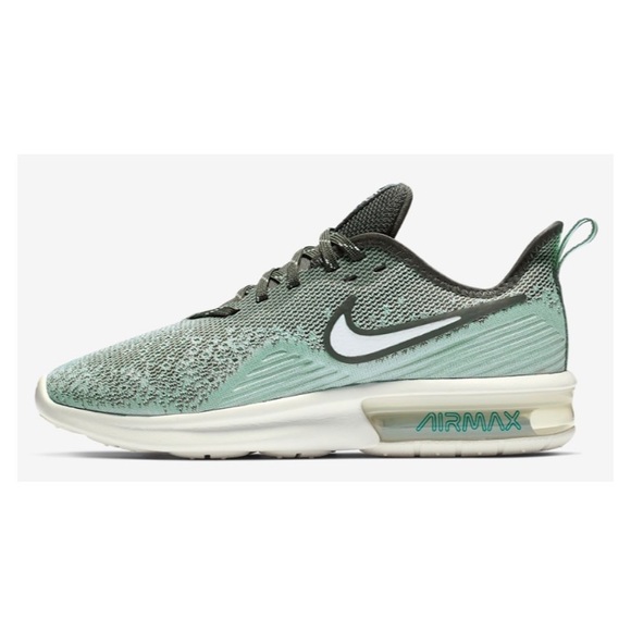 air max sequent 4 running shoe
